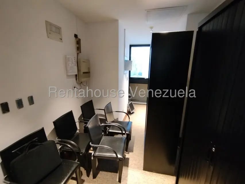Comercial (Oficina) en Venta en El Rosal, Distrito Metropolitano - 13
