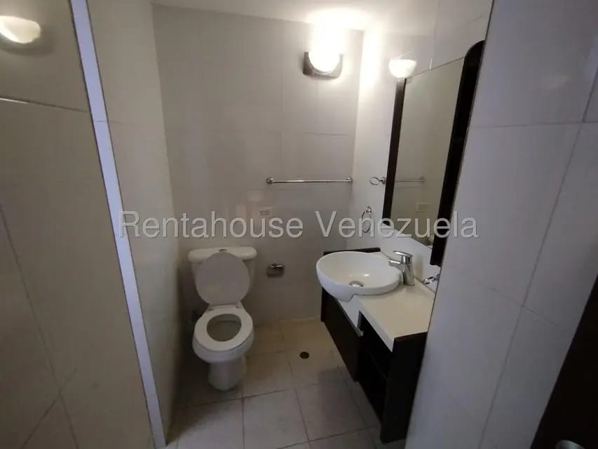 Comercial (Oficina) en Venta en El Rosal, Distrito Metropolitano - 21