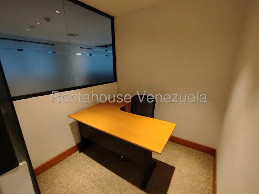 Comercial (Oficina) en Venta en El Rosal, Distrito Metropolitano - 24