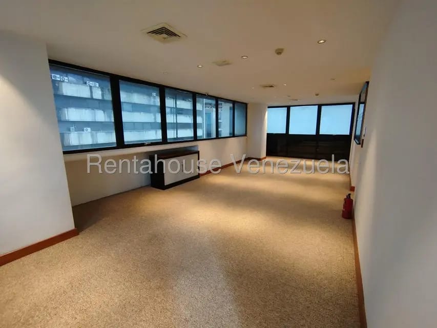 Comercial (Oficina) en Venta en El Rosal, Distrito Metropolitano - 29