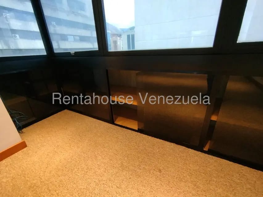 Comercial (Oficina) en Venta en El Rosal, Distrito Metropolitano - 35