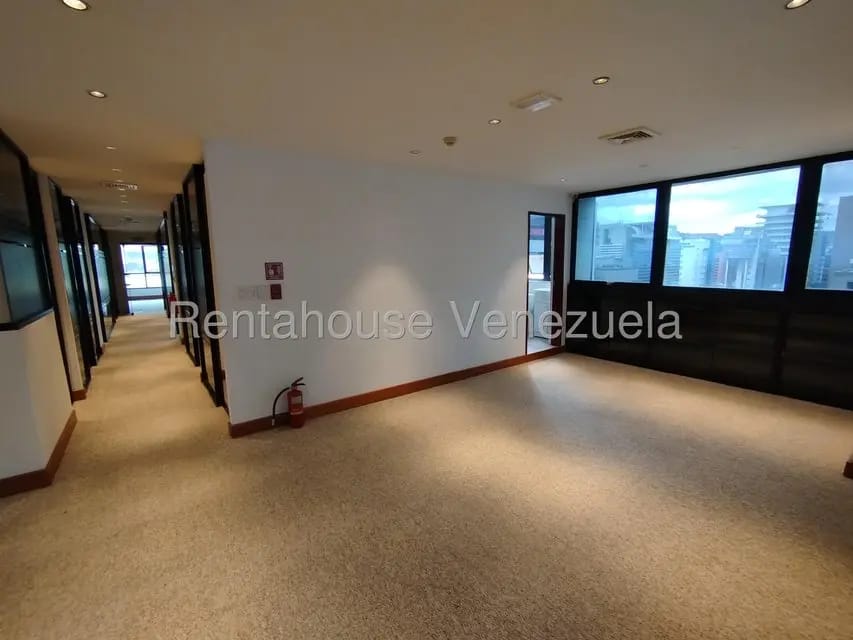 Comercial (Oficina) en Venta en El Rosal, Distrito Metropolitano - 39