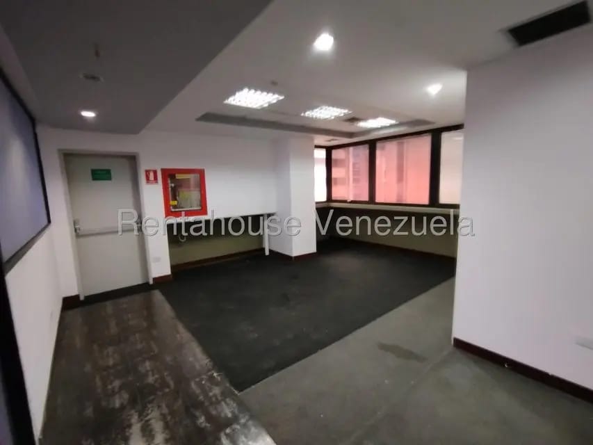 Comercial (Oficina) en Venta en El Rosal, Distrito Metropolitano - 54