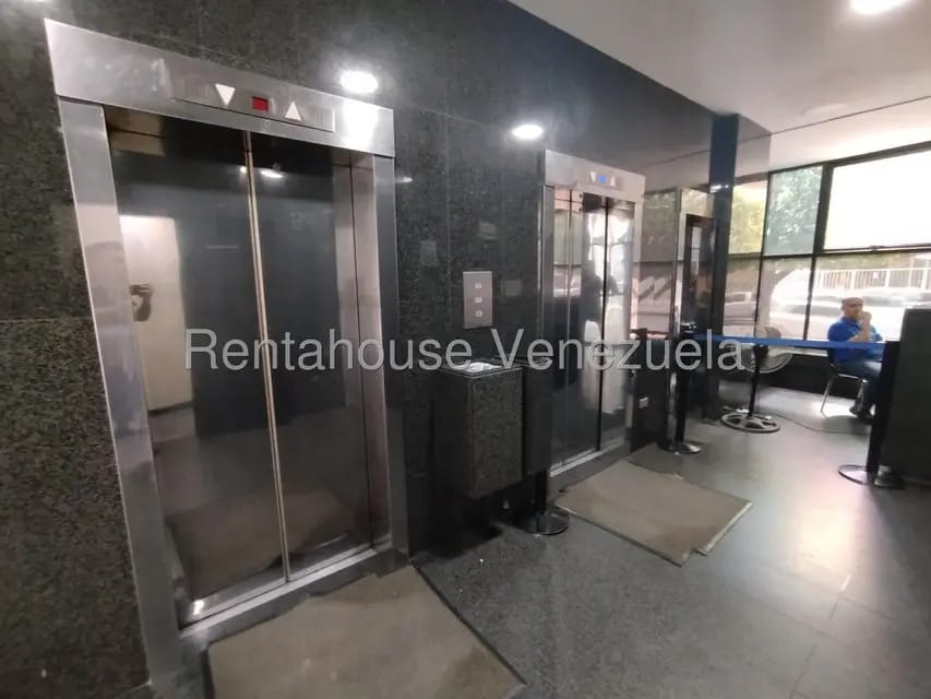 Comercial (Oficina) en Venta en El Rosal, Distrito Metropolitano - 7