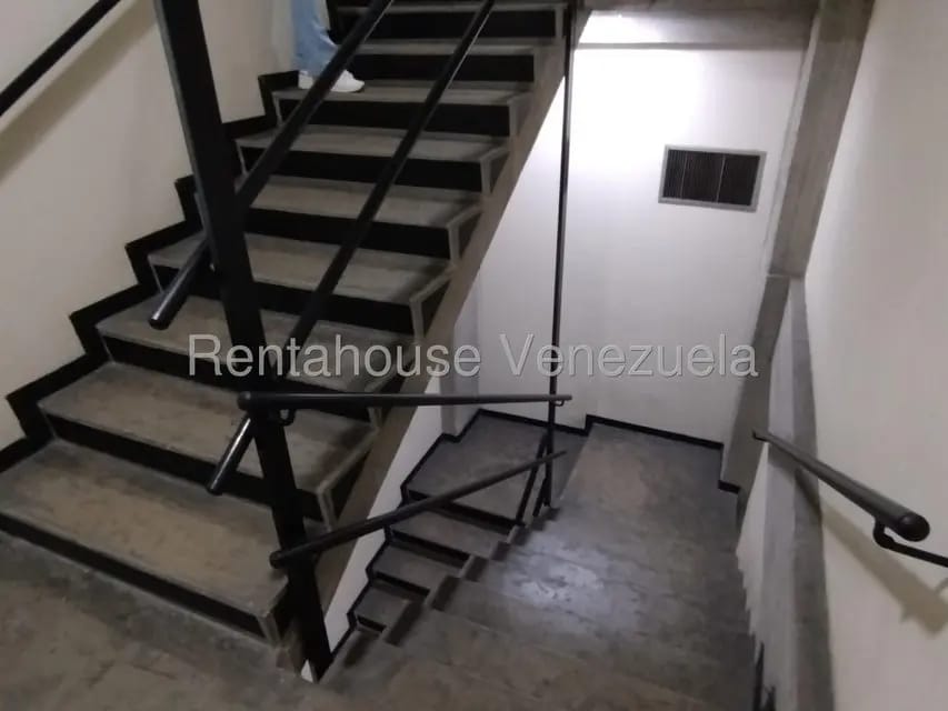 Comercial (Oficina) en Venta en El Rosal, Distrito Metropolitano - 9