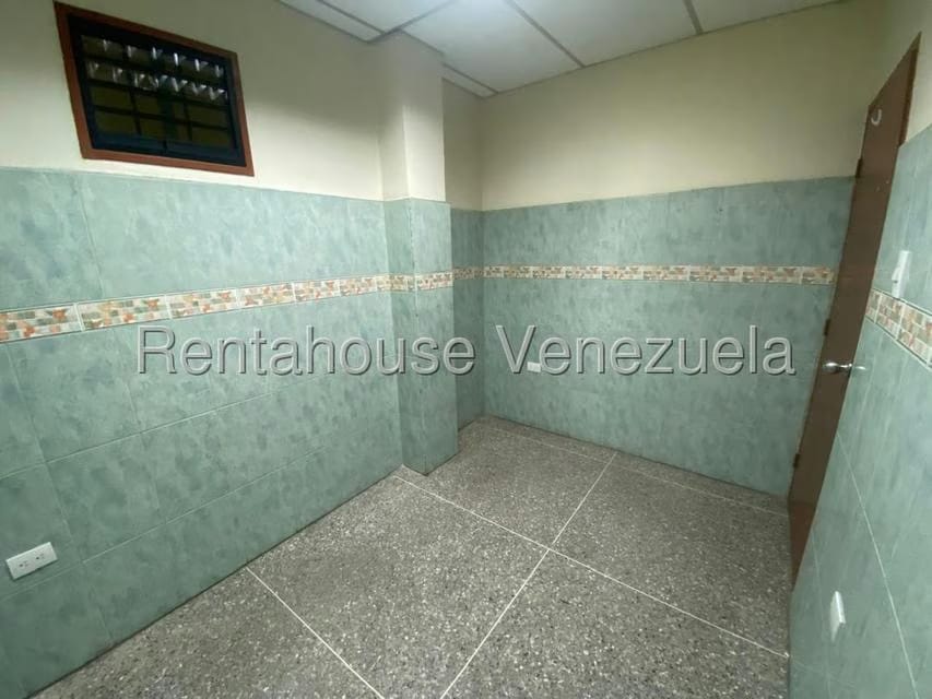 Comercial (Consultorio Medico) en Alquiler en Parroquia Concepcion, Lara - 15