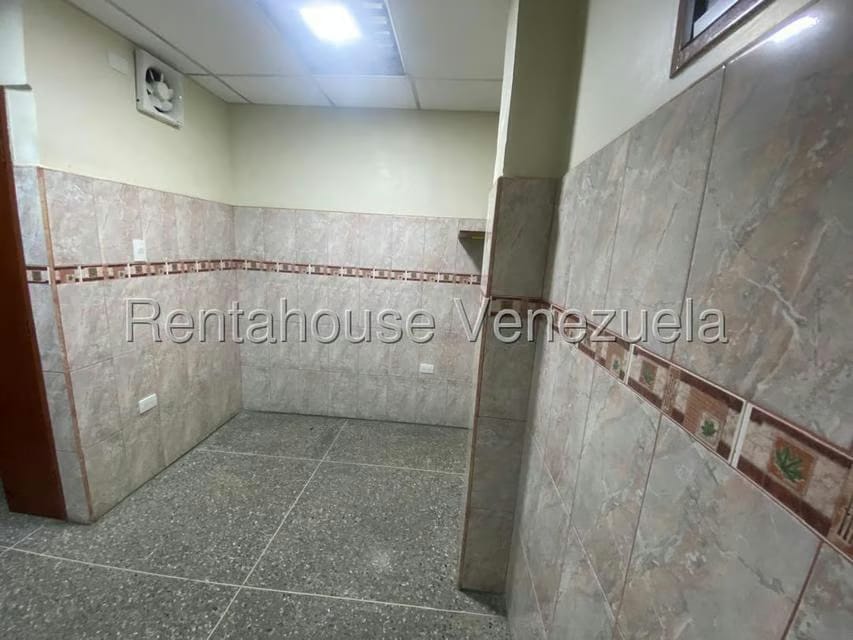 Comercial (Consultorio Medico) en Alquiler en Parroquia Concepcion, Lara - 6