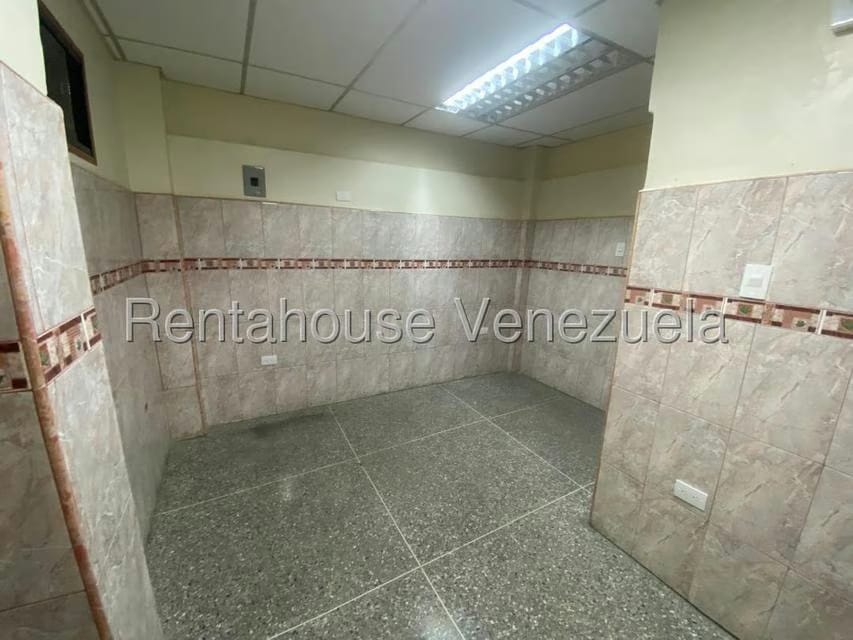 Comercial (Consultorio Medico) en Alquiler en Parroquia Concepcion, Lara - 8