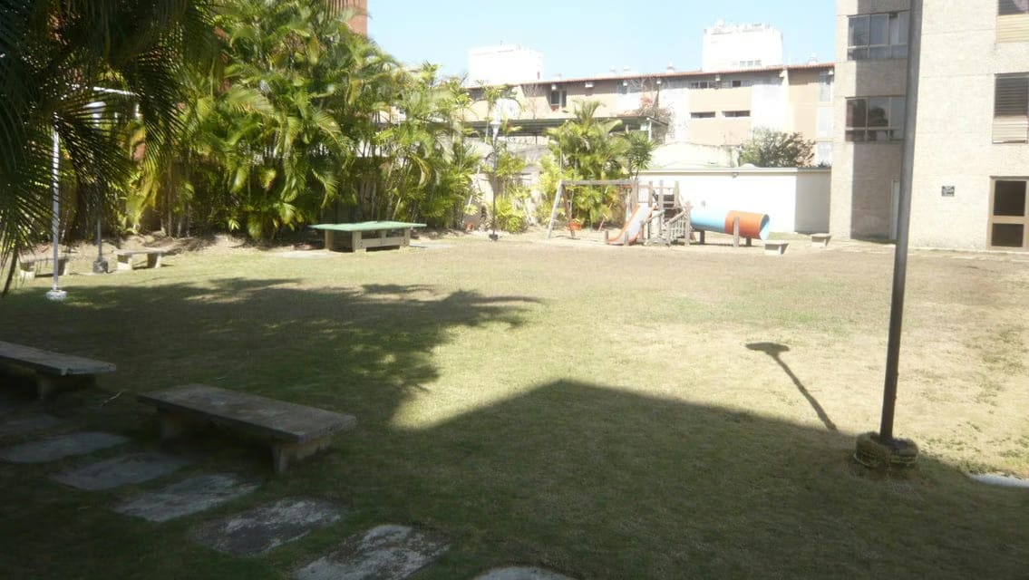 Apartamento (1 Nivel) en Venta en Los Samanes, Distrito Metropolitano - 23