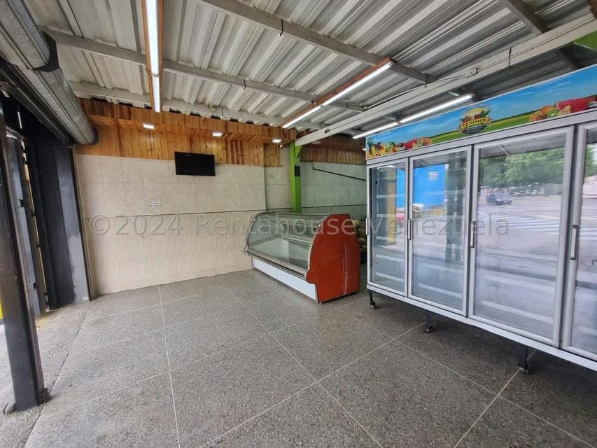 Comercial (Local Comercial) en Alquiler en Zona Este, Lara - 5