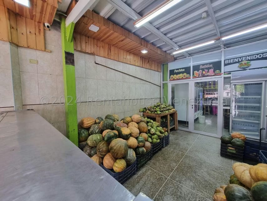 Comercial (Local Comercial) en Alquiler en Zona Este, Lara - 6