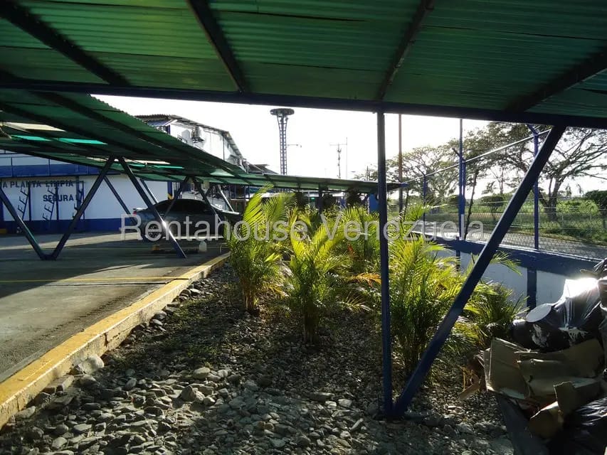 Comercial (Galpon - Deposito) en Venta en Santa Teresa del Tuy, Miranda - 120