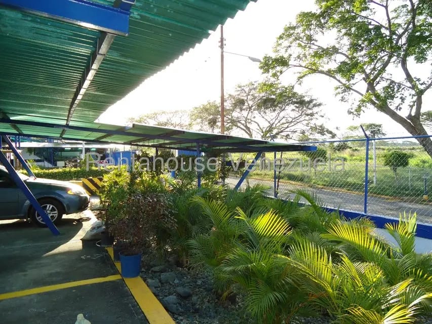 Comercial (Galpon - Deposito) en Venta en Santa Teresa del Tuy, Miranda - 121