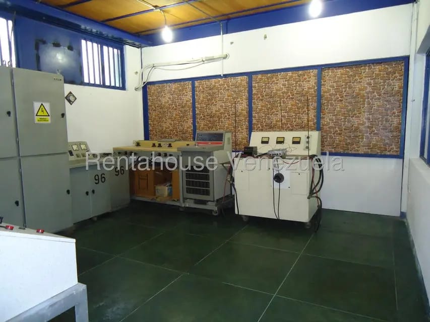 Comercial (Galpon - Deposito) en Venta en Santa Teresa del Tuy, Miranda - 134