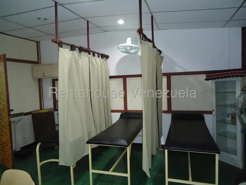 Comercial (Galpon - Deposito) en Venta en Santa Teresa del Tuy, Miranda - 136