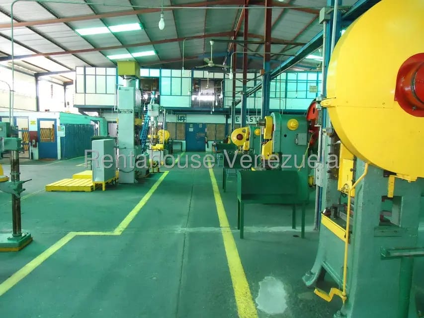 Comercial (Galpon - Deposito) en Venta en Santa Teresa del Tuy, Miranda - 32