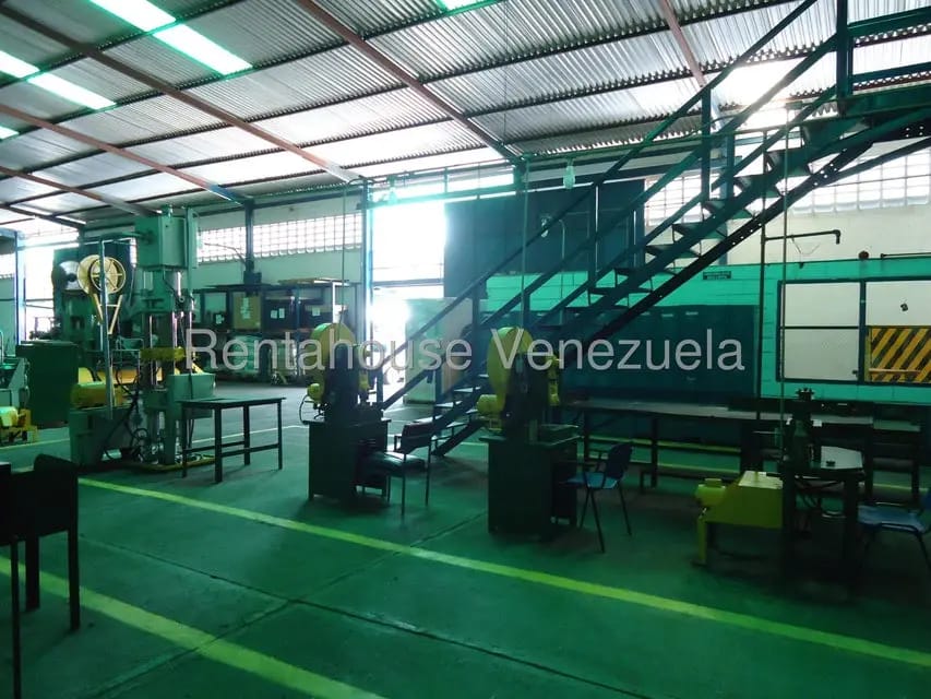 Comercial (Galpon - Deposito) en Venta en Santa Teresa del Tuy, Miranda - 35