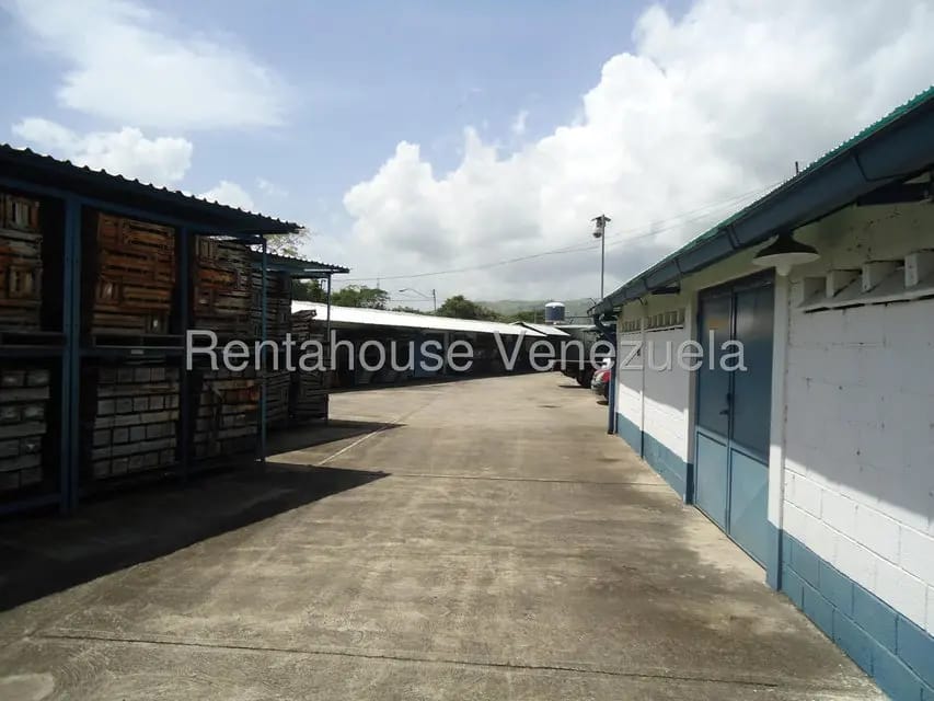 Comercial (Galpon - Deposito) en Venta en Santa Teresa del Tuy, Miranda - 6