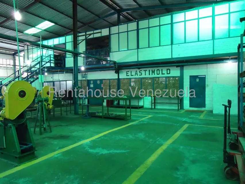 Comercial (Galpon - Deposito) en Venta en Santa Teresa del Tuy, Miranda - 71