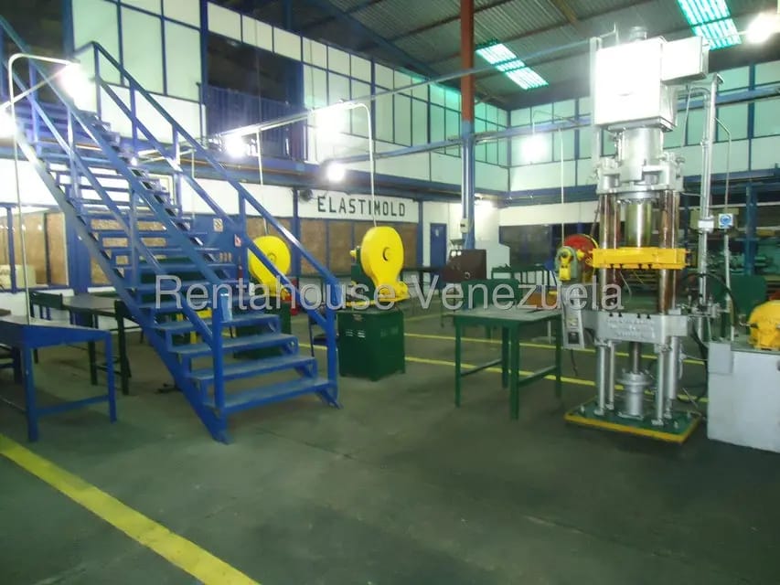 Comercial (Galpon - Deposito) en Venta en Santa Teresa del Tuy, Miranda - 78