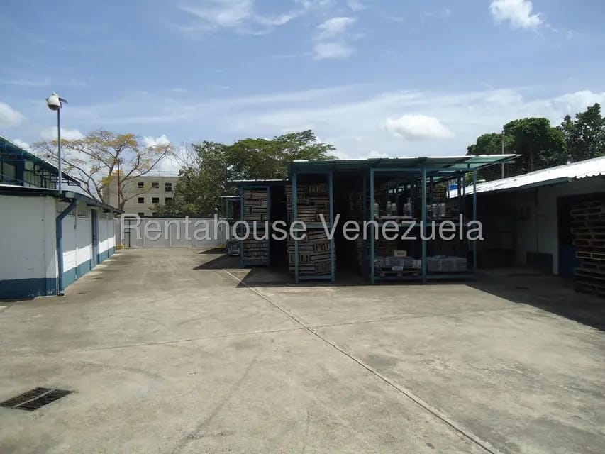 Comercial (Galpon - Deposito) en Venta en Santa Teresa del Tuy, Miranda - 9
