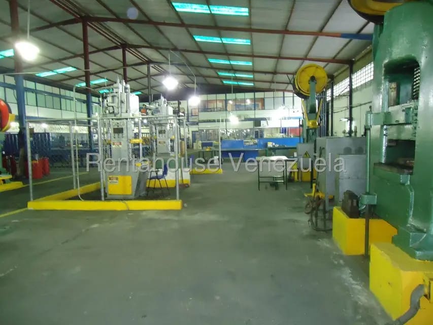 Comercial (Galpon - Deposito) en Venta en Santa Teresa del Tuy, Miranda - 84