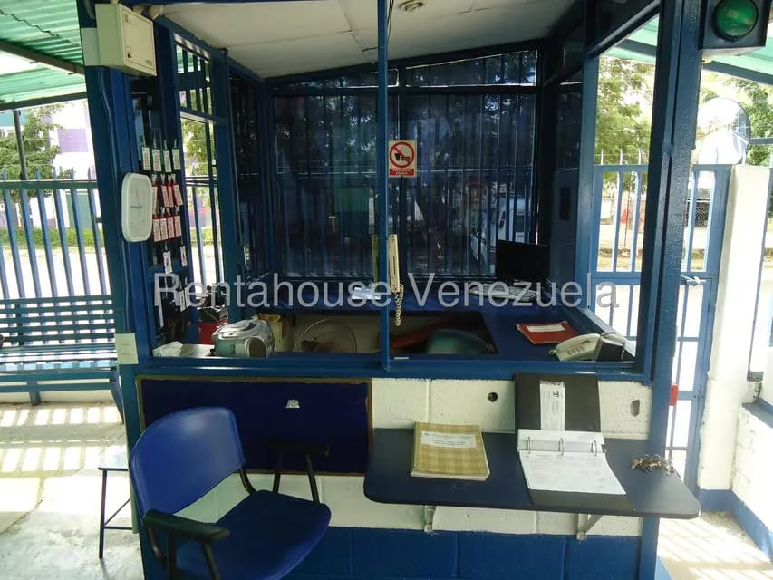 Comercial (Galpon - Deposito) en Venta en Santa Teresa del Tuy, Miranda - 93