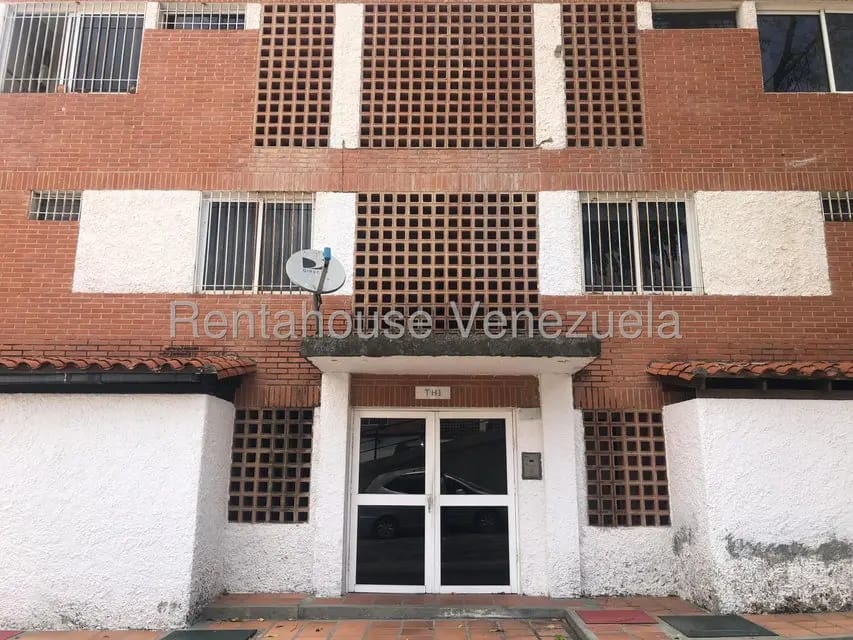 Apartamento (Duplex) en Venta en Izcaragua, Distrito Metropolitano - 3