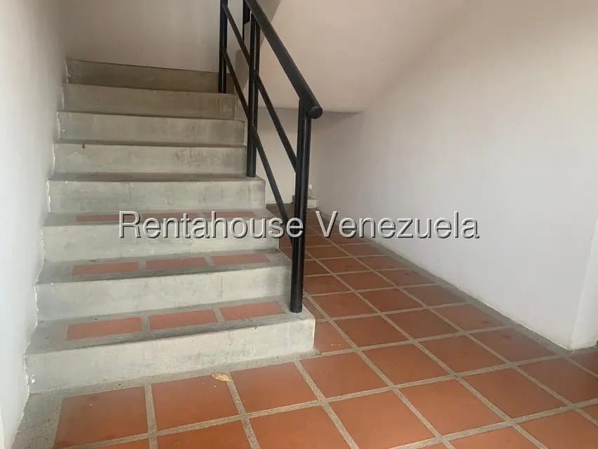 Apartamento (Duplex) en Venta en Izcaragua, Distrito Metropolitano - 4