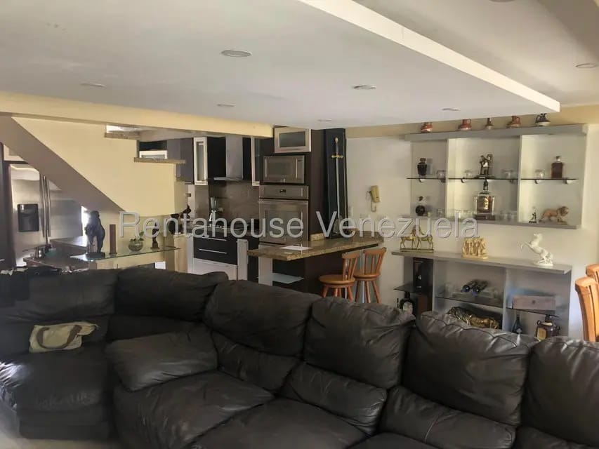 Apartamento (Duplex) en Venta en Izcaragua, Distrito Metropolitano - 10