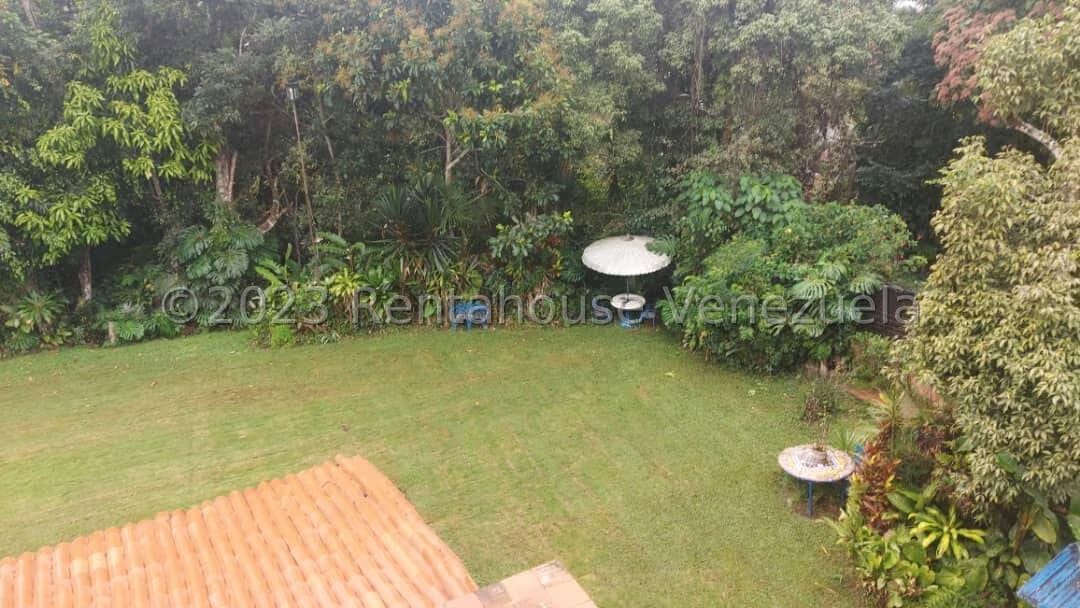 Casa (Duplex) en Venta en La Lagunita Country Club, Distrito Metropolitano - 2