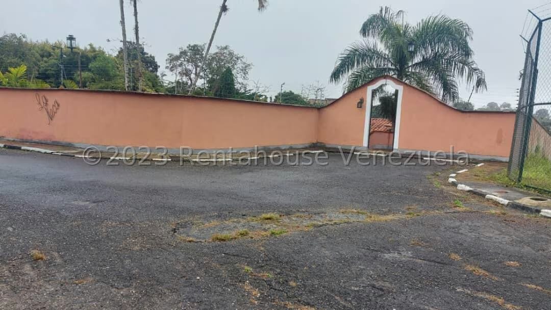 Casa (Duplex) en Venta en La Lagunita Country Club, Distrito Metropolitano - 25