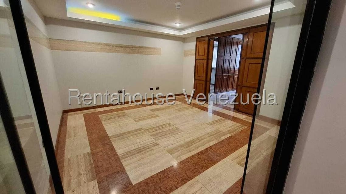 Comercial (Oficina) en Alquiler en Las Mercedes, Distrito Metropolitano