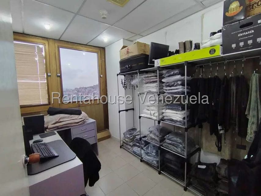 Comercial (Oficina) en Alquiler en Palo Verde, Distrito Metropolitano - 15