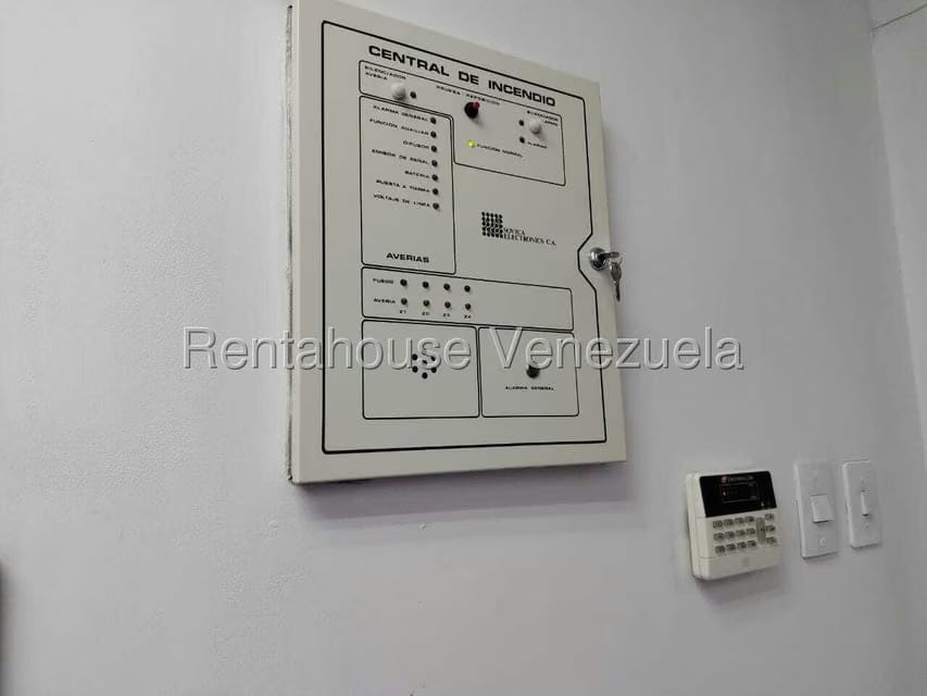 Comercial (Oficina) en Alquiler en Palo Verde, Distrito Metropolitano - 17