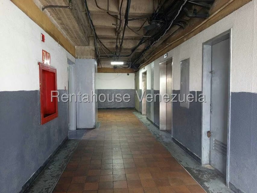 Comercial (Oficina) en Alquiler en Palo Verde, Distrito Metropolitano - 24