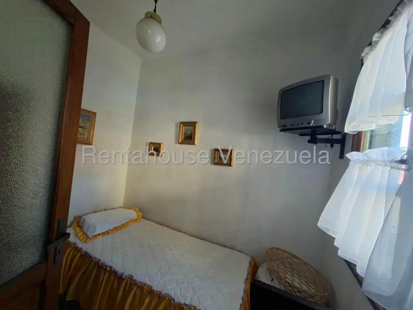 Casa (Multipes Niveles) en Venta en Catia, Distrito Metropolitano - 16