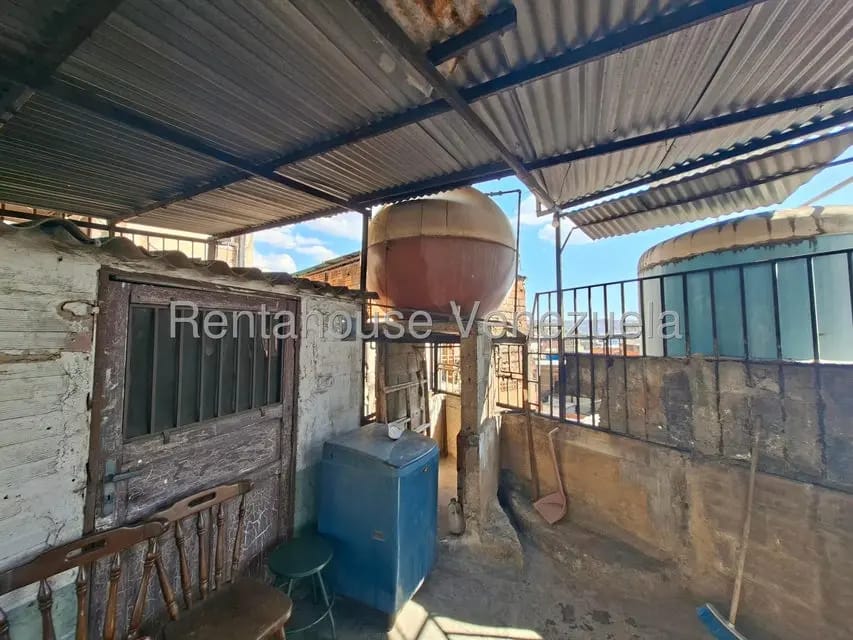 Casa (Multipes Niveles) en Venta en Catia, Distrito Metropolitano - 23