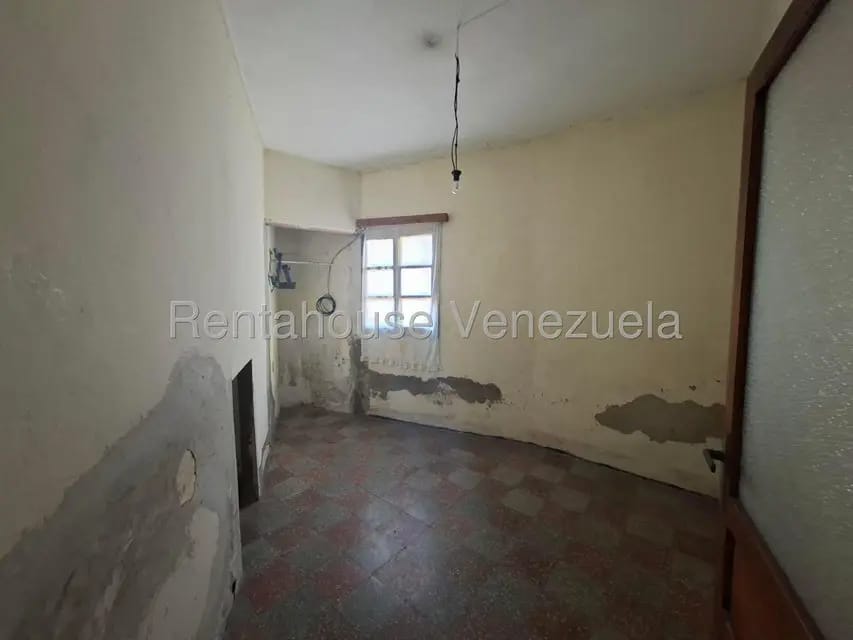 Casa (Multipes Niveles) en Venta en Catia, Distrito Metropolitano - 30