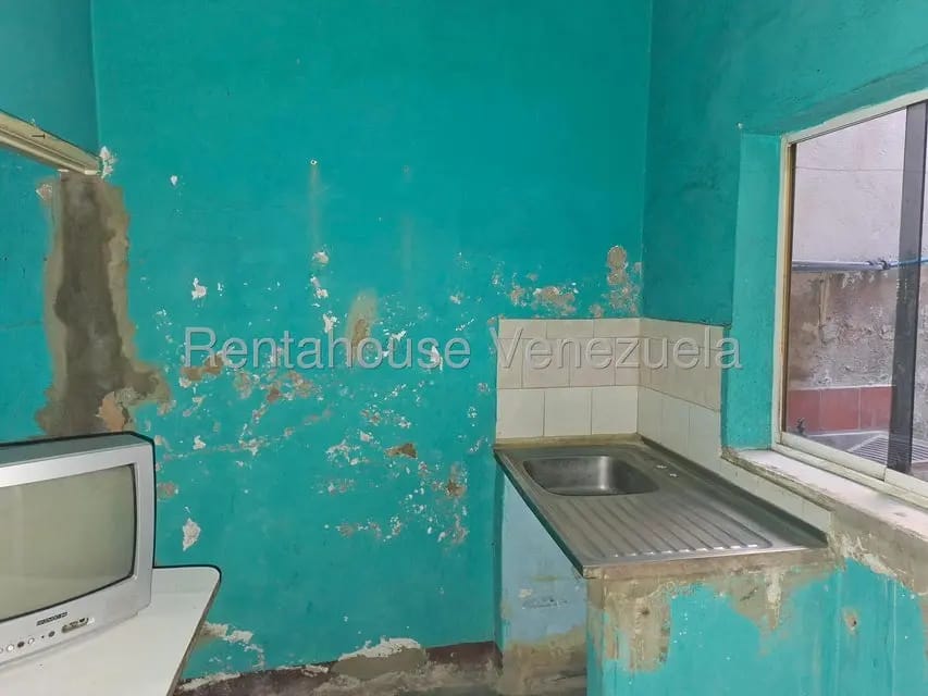 Casa (Multipes Niveles) en Venta en Catia, Distrito Metropolitano - 32