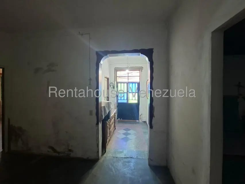 Casa (Multipes Niveles) en Venta en Catia, Distrito Metropolitano - 35