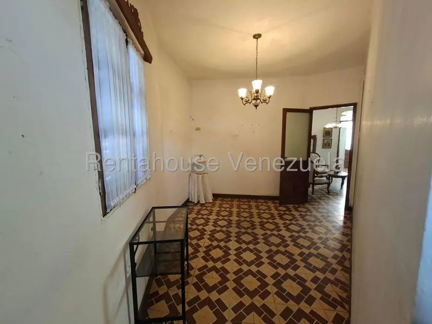 Casa (Multipes Niveles) en Venta en Catia, Distrito Metropolitano - 9
