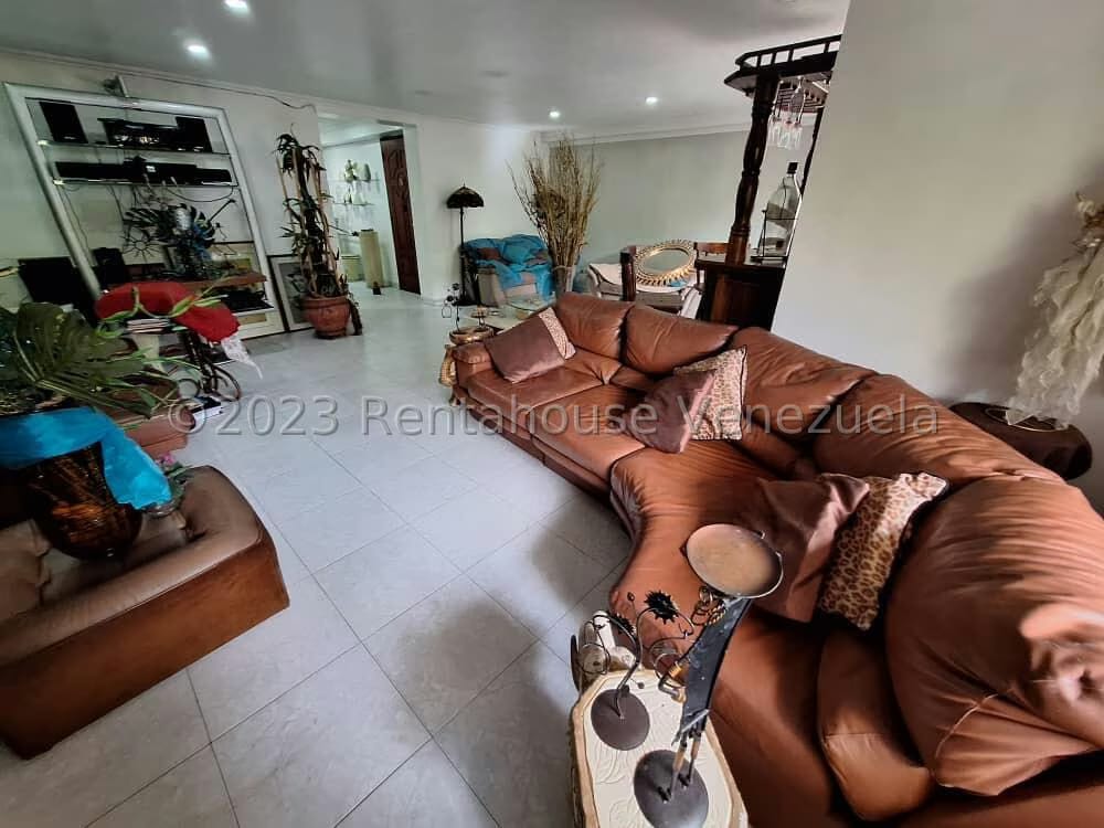 APARTAMENTO EN VENTA SELENE MARIN MLS#24-4989 - 2