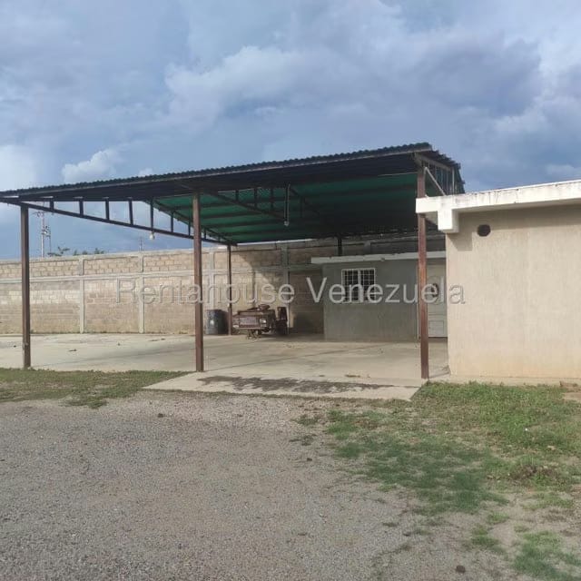 Comercial (Galpon - Deposito) en Venta en Carretera G, Zulia - 16