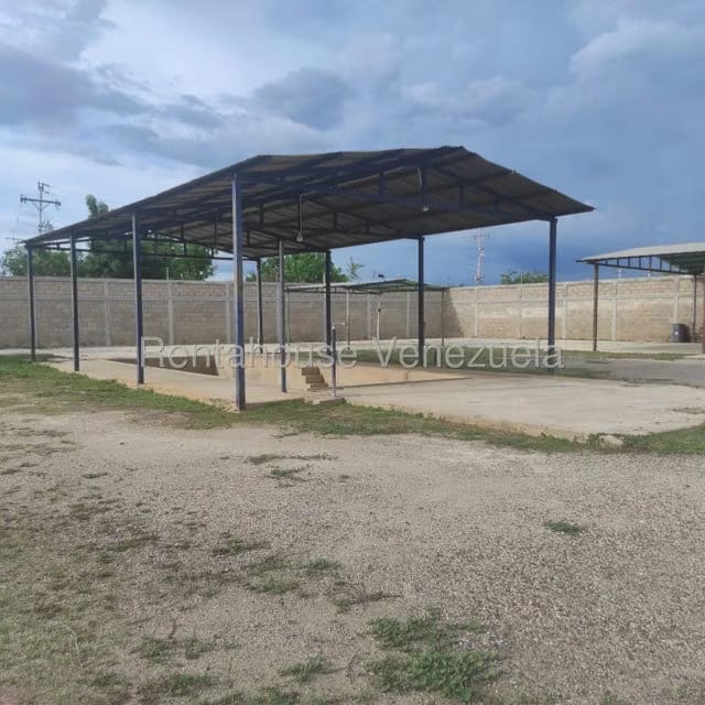 Comercial (Galpon - Deposito) en Venta en Carretera G, Zulia - 5
