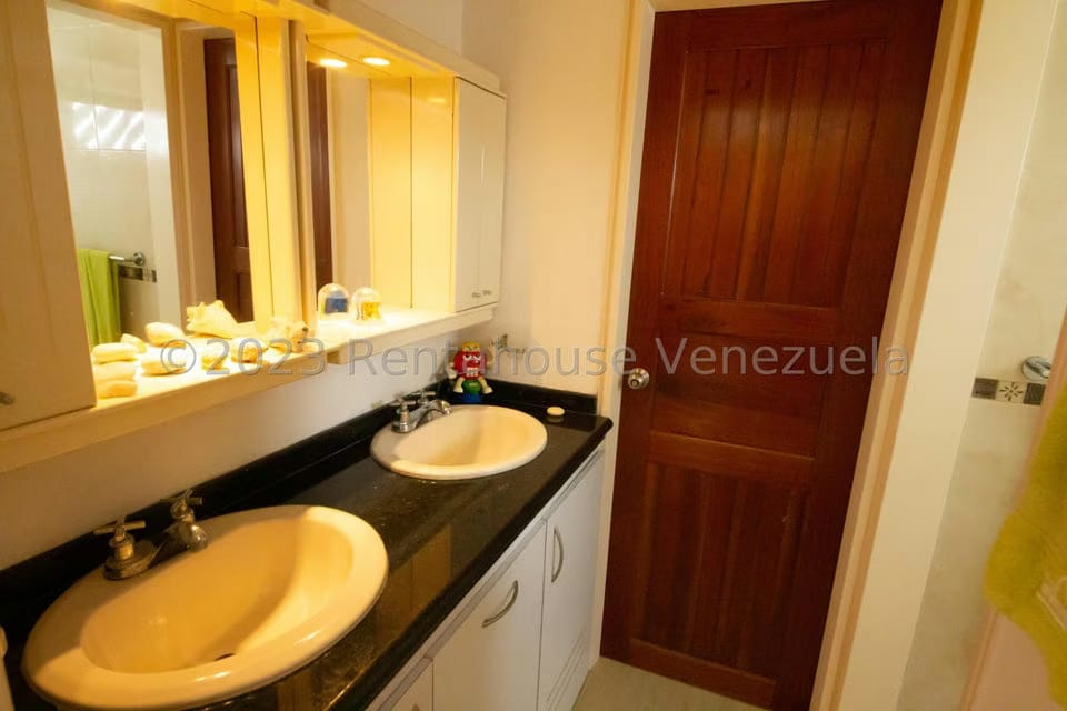 Casa (Multipes Niveles) en Venta en La Union, Distrito Metropolitano - 8
