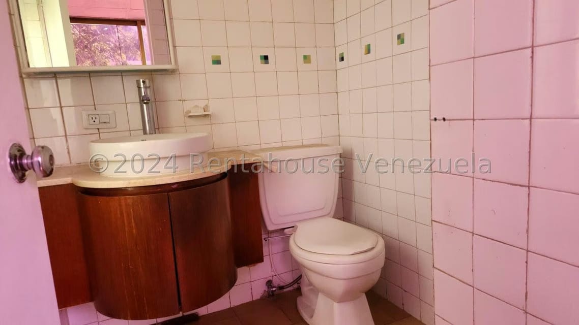 Comercial (Oficina) en Alquiler en La Campiña, Distrito Metropolitano - 14