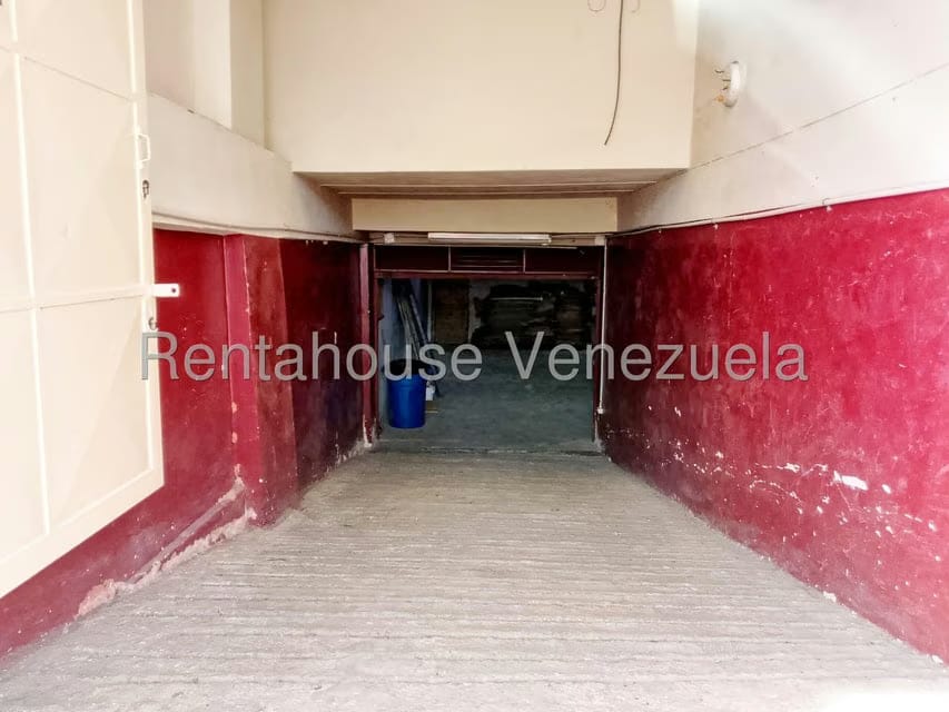 Comercial (Edificio) en Venta en Guarenas, Miranda - 32