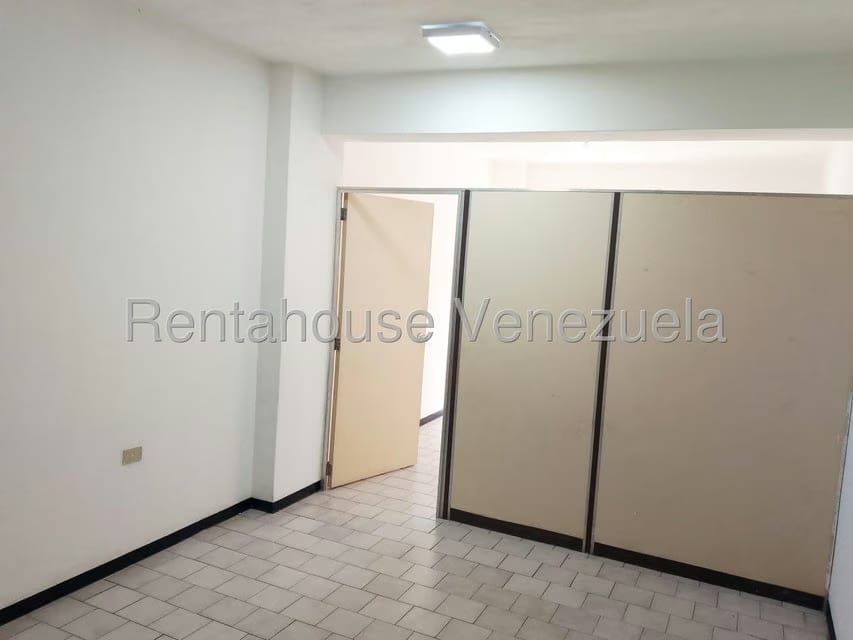 Comercial (Edificio) en Venta en Guarenas, Miranda - 5