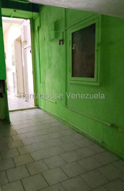 Comercial (Edificio) en Venta en Guarenas, Miranda - 9